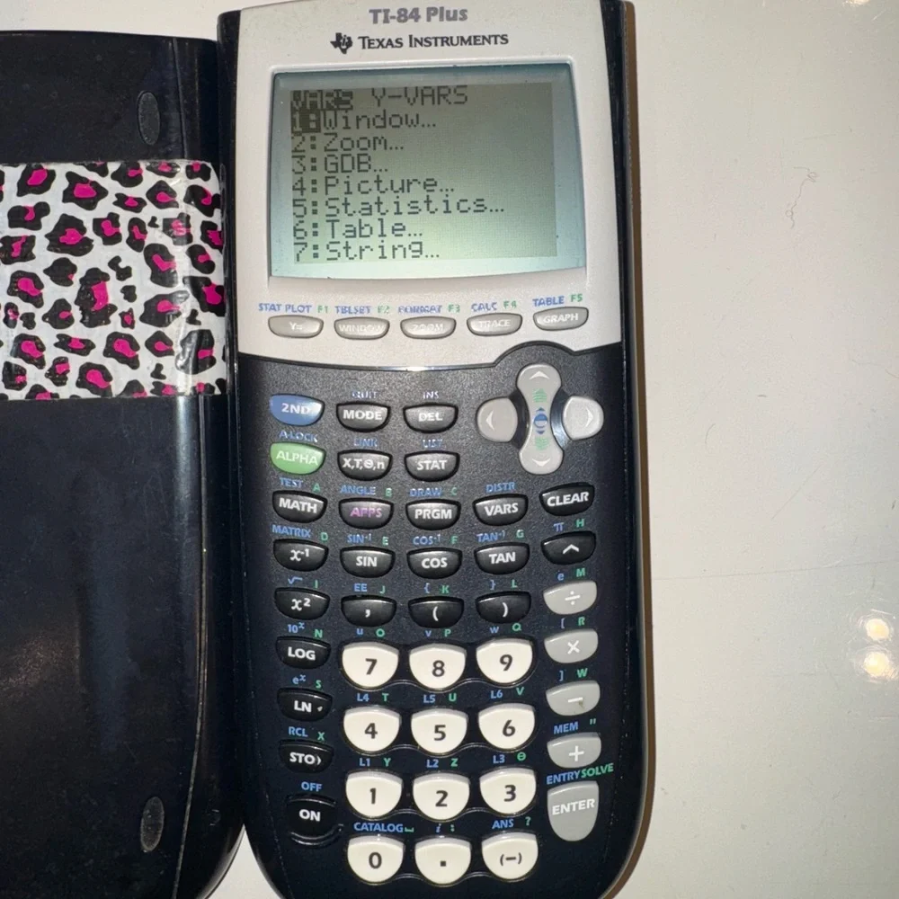 🛍️Texas Instruments TI-84 Plus Graphing Calculator - Black and Silver - Picture 7 of 13